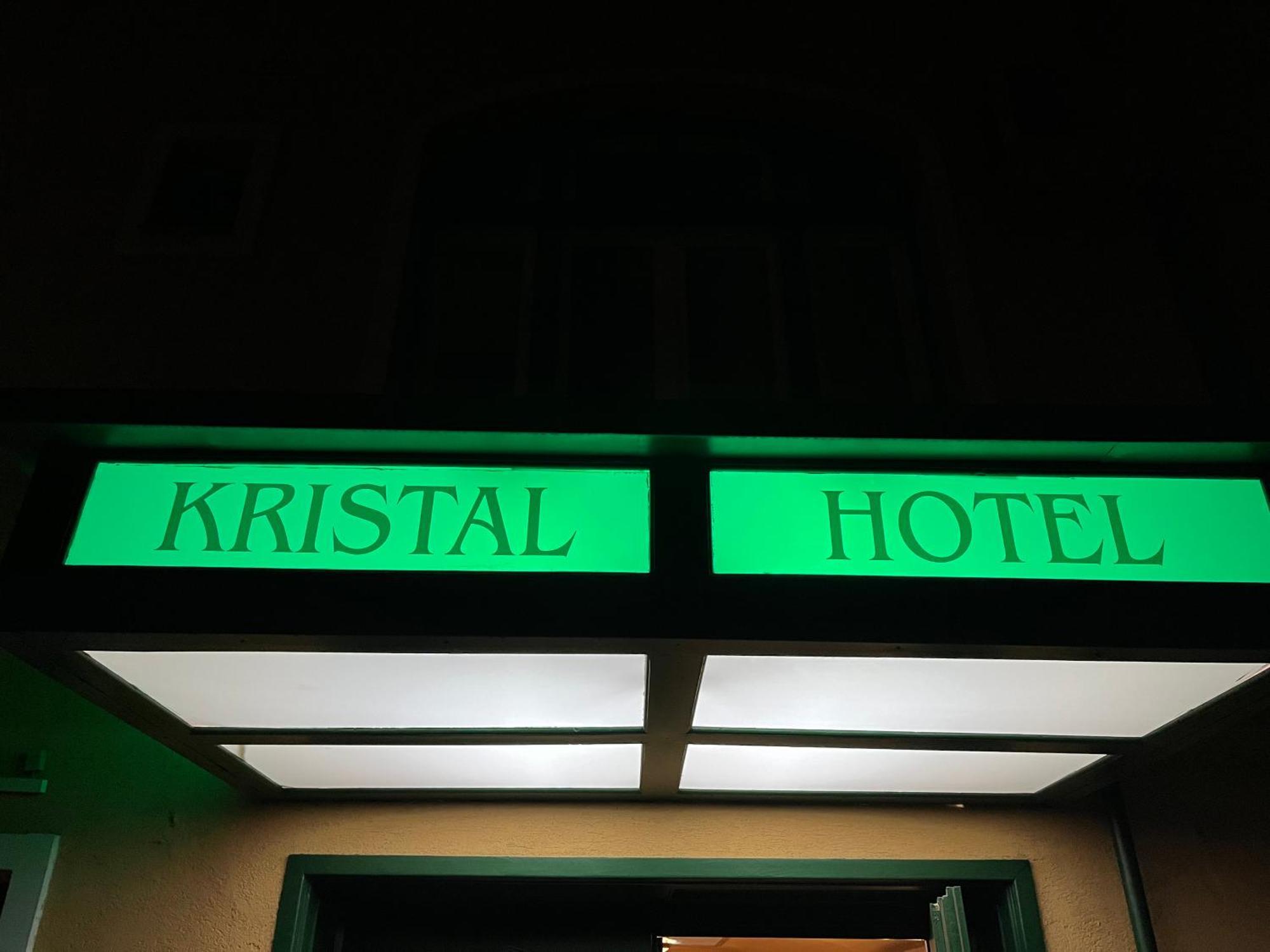 Hotel Kristal Gellert Hill 布达佩斯 外观 照片