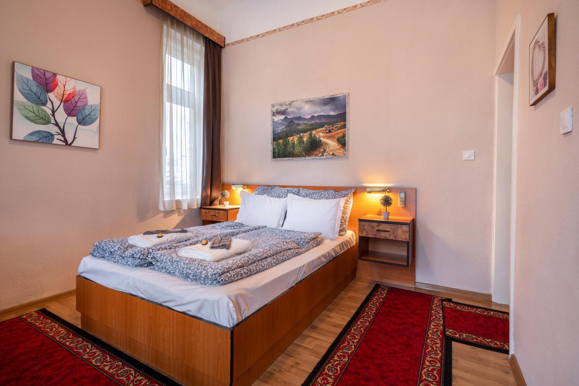 Hotel Kristal Gellert Hill 布达佩斯 外观 照片