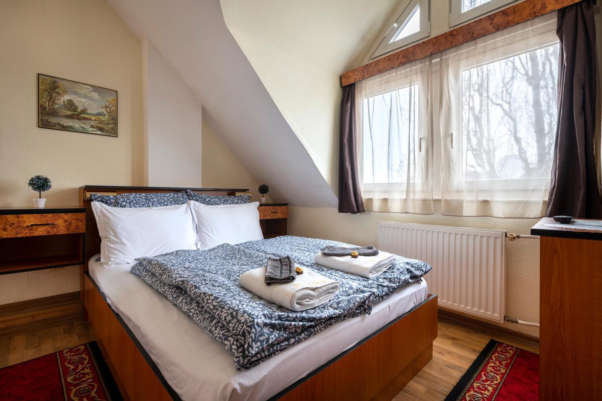 Hotel Kristal Gellert Hill 布达佩斯 外观 照片
